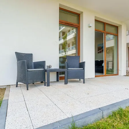 Messa Black Z Basenem Letnim By Holidaysun Apartamento