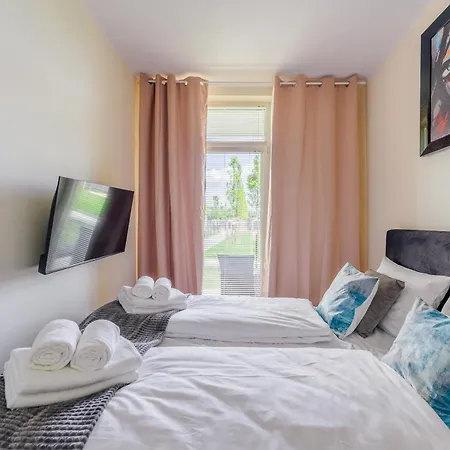 Messa Black Z Basenem Letnim By Holidaysun *